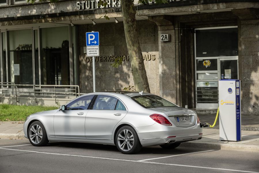  Mercedes-Benz S550 Plug-in Hybrid 2014 года  (US) (фото 18 из 59)